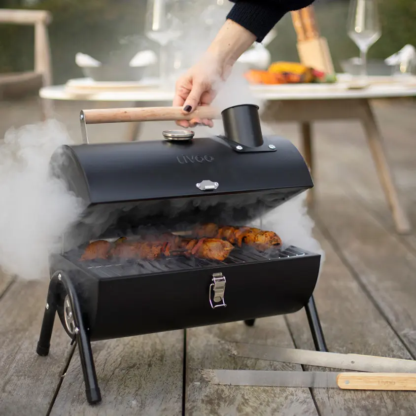 barbecue-fumoir-portable (4).webp
